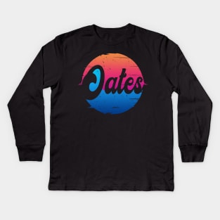 Great Gift Oates Flowers Proud Name Christmas 70s 80s 90s Kids Long Sleeve T-Shirt